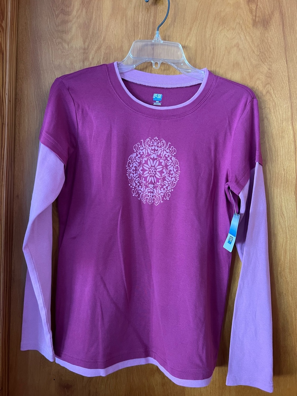 NWT St. John’s Bay SJB Active size medium crew neck long sleeve 2 in 1 t-shirt